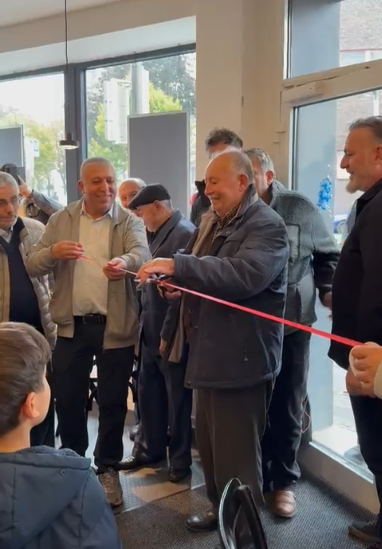 ihsanet cafe açıldı